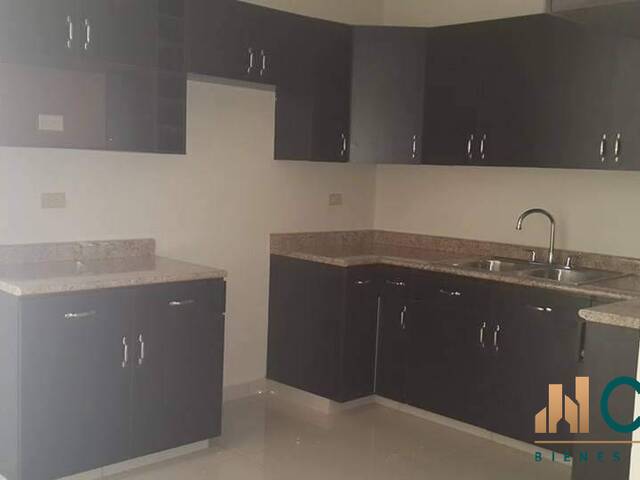 #365 - Apartamento para Alquiler en Tegucigalpa - Distrito Central 