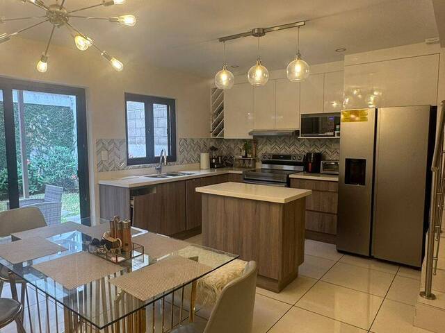 Casa para Alquiler en Tegucigalpa - 2
